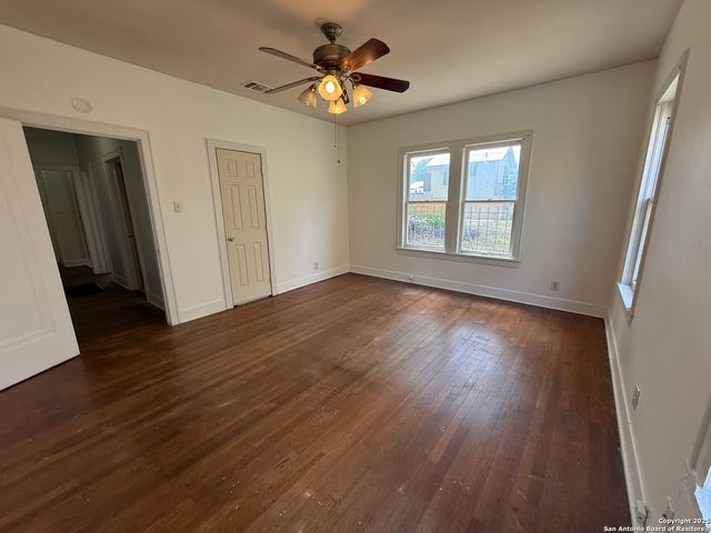 1626 McKinley, San Antonio, TX 78210