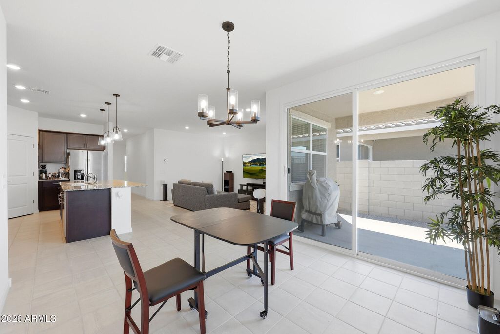 Image 8 of property listing at 24172 W Hopi Street Street, Buckeye, AZ 85326