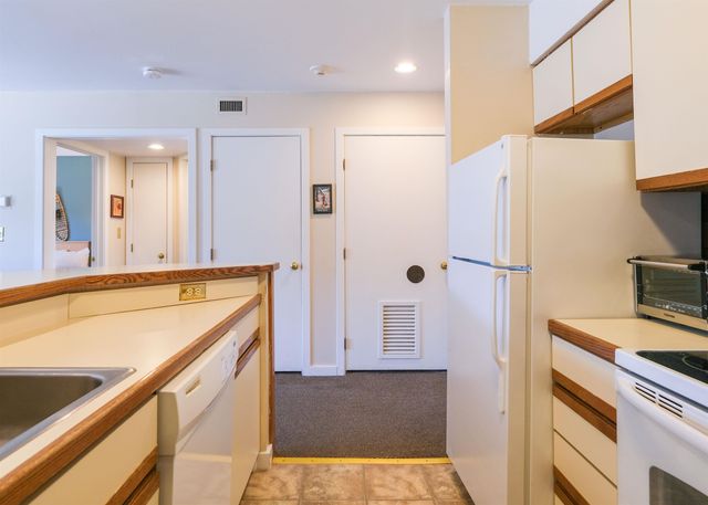 318 Mountain Road A304, Ludlow, VT 05149