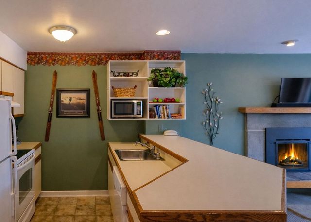 318 Mountain Road A304, Ludlow, VT 05149