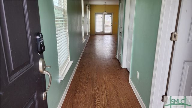 217 Lakepointe Drive, Savannah, GA 31407