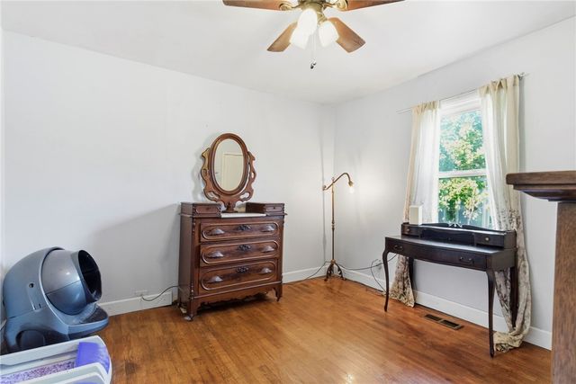 902 W 12th Street, Fayetteville, AR 72701