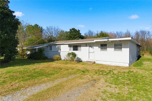 902 W 12th Street, Fayetteville, AR 72701