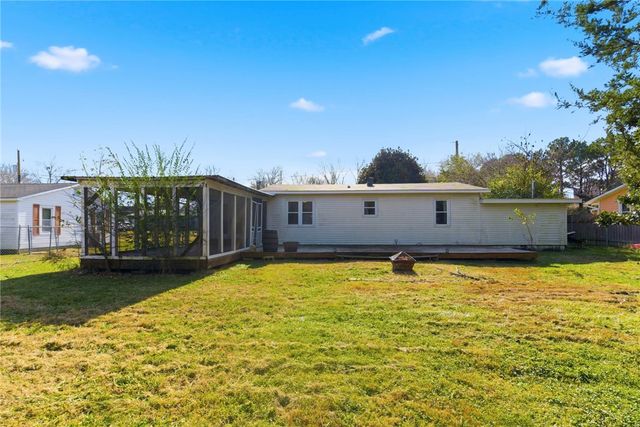 902 W 12th Street, Fayetteville, AR 72701