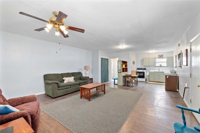 201 S First Street, Bangs, TX 76823