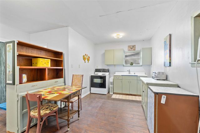 201 S First Street, Bangs, TX 76823