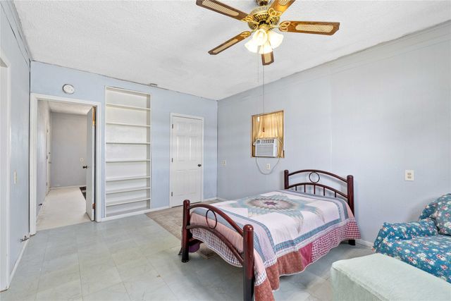 201 S First Street, Bangs, TX 76823