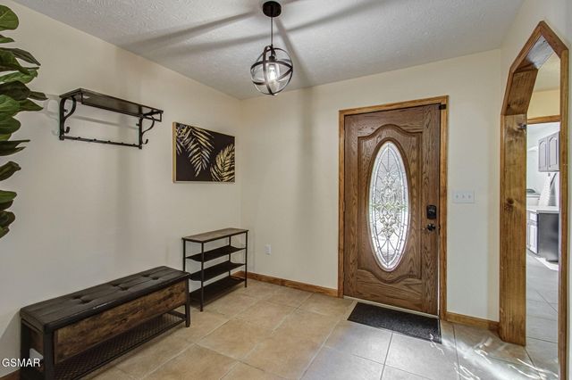 646 Parton Hollow Road, Sevierville, TN 37876