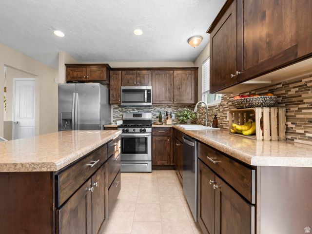 3720 S FRANKLIN RD, Magna, UT 84044