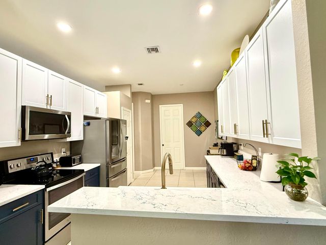 2240 Portsmouth Lane, Port St. Lucie, Port St Lucie, FL 34953