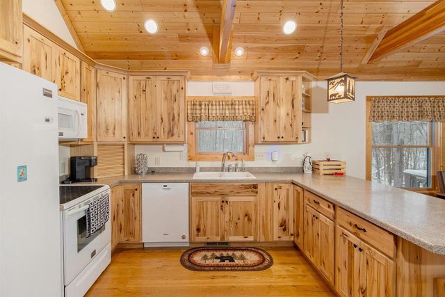 W16931 THORN APPLE DRIVE, Wittenberg, WI 54499