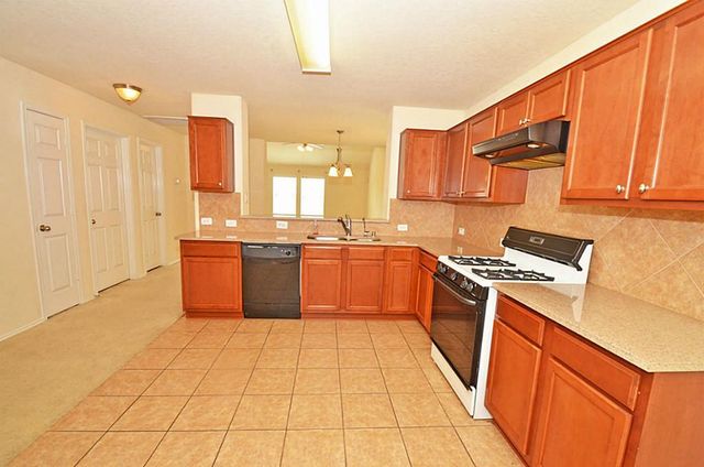 5327 Stonegate Drive, Richmond, TX 77407