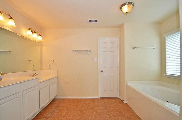 5327 Stonegate Drive, Richmond, TX 77407