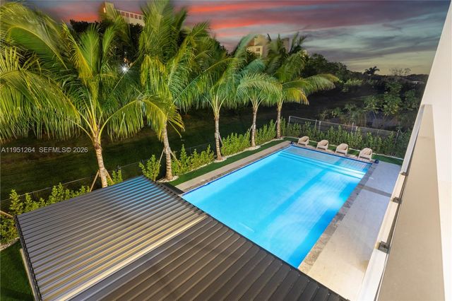 16773 S Botaniko Dr S, Weston, FL 33326