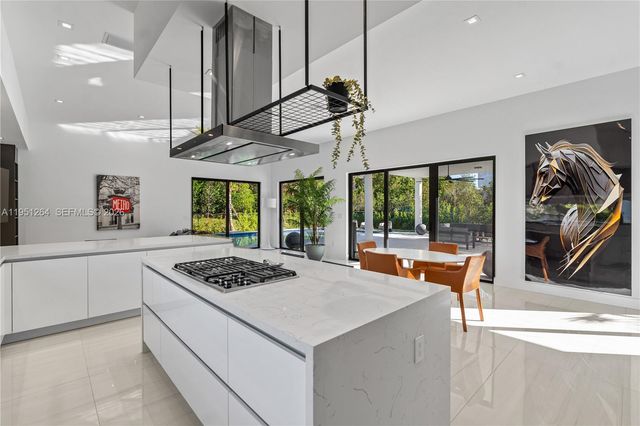 16773 S Botaniko Dr S, Weston, FL 33326