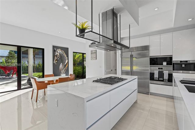 16773 S Botaniko Dr S, Weston, FL 33326