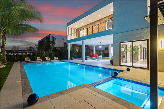 16773 S Botaniko Dr S, Weston, FL 33326