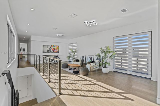 16773 S Botaniko Dr S, Weston, FL 33326