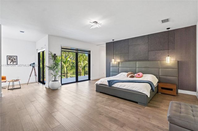 16773 S Botaniko Dr S, Weston, FL 33326