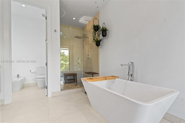 16773 S Botaniko Dr S, Weston, FL 33326