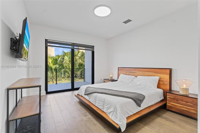 16773 S Botaniko Dr S, Weston, FL 33326