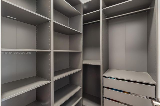 16773 S Botaniko Dr S, Weston, FL 33326