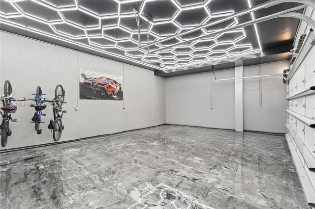 16773 S Botaniko Dr S, Weston, FL 33326