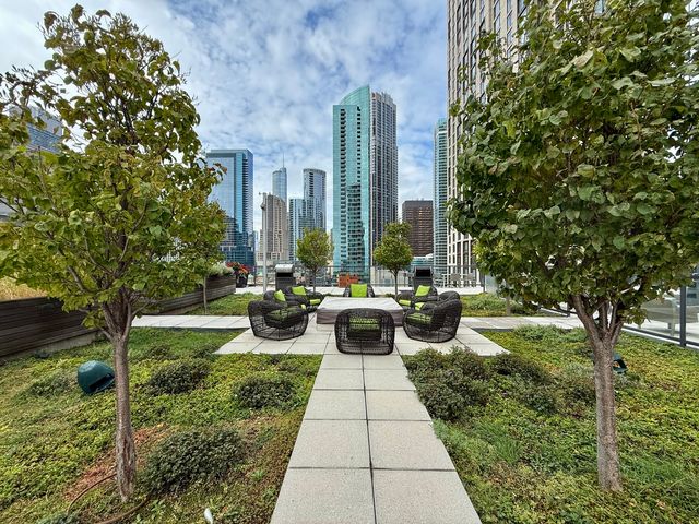 500 N Lake Shore Drive 1614, Chicago, IL 60611
