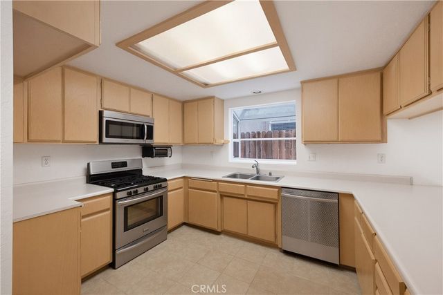 1322 Meadow Ln, Duarte, CA 91010