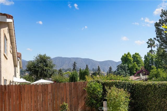 1322 Meadow Ln, Duarte, CA 91010