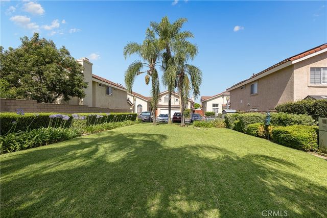 1322 Meadow Ln, Duarte, CA 91010