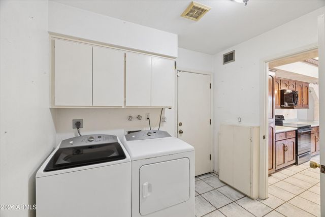 5209 W LAS PALMARITAS Drive, Glendale, AZ 85302