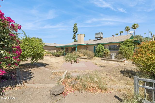 5209 W LAS PALMARITAS Drive, Glendale, AZ 85302