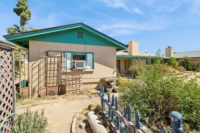 5209 W LAS PALMARITAS Drive, Glendale, AZ 85302
