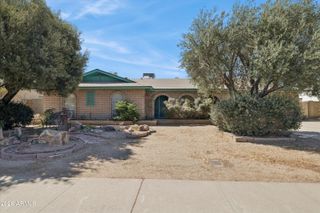 5209 W LAS PALMARITAS Drive, Glendale, AZ 85302