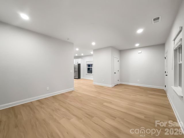 1566 7th Avenue Drive, Hickory, NC 28602