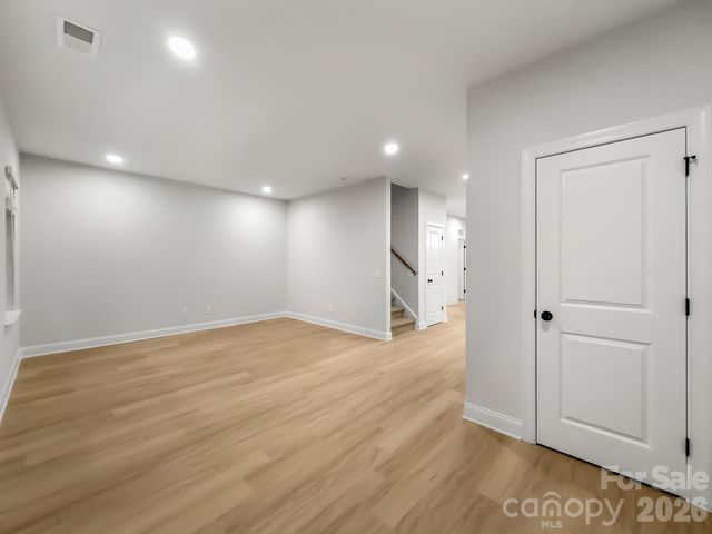 1566 7th Avenue Drive, Hickory, NC 28602