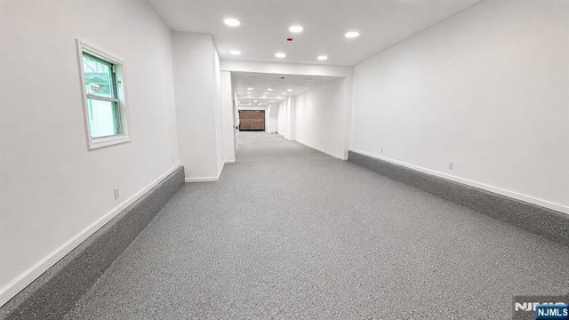 637 Newark Avenue, Jersey City, NJ 07306