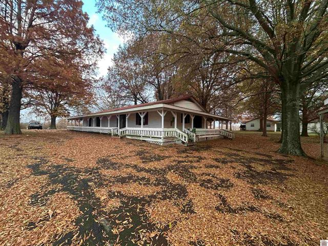 495 S Sutton Lane, Mayfield, KY 42066