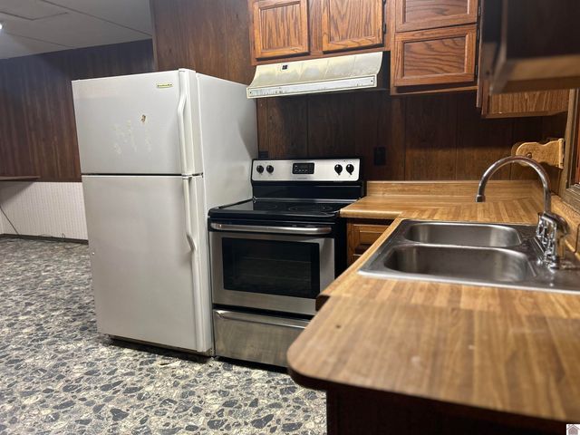 495 S Sutton Lane, Mayfield, KY 42066