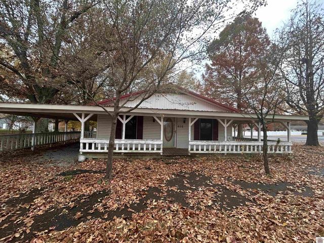 495 S Sutton Lane, Mayfield, KY 42066