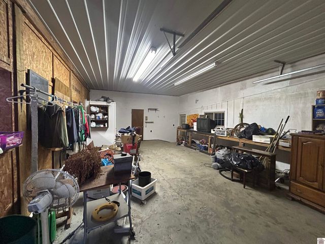 495 S Sutton Lane, Mayfield, KY 42066