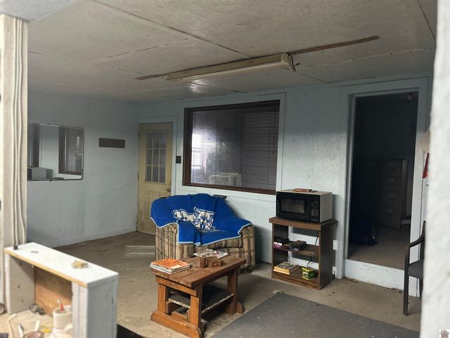 495 S Sutton Lane, Mayfield, KY 42066