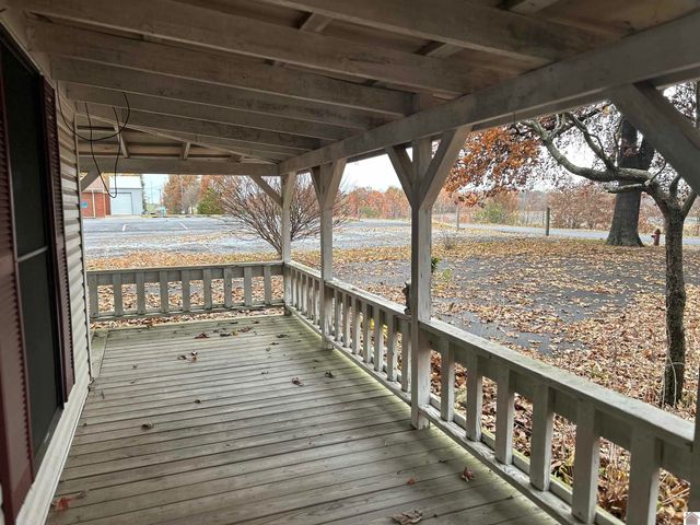 495 S Sutton Lane, Mayfield, KY 42066