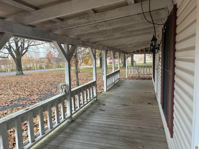 495 S Sutton Lane, Mayfield, KY 42066