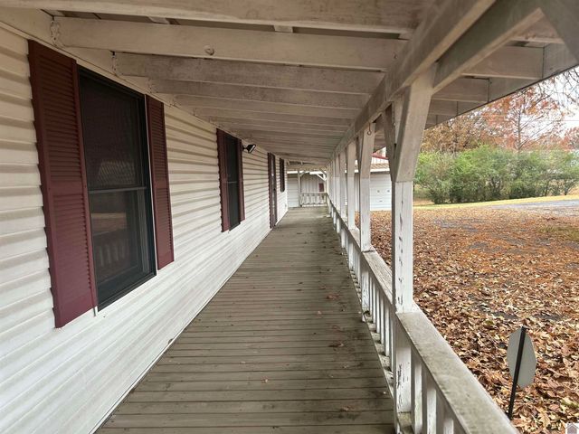 495 S Sutton Lane, Mayfield, KY 42066