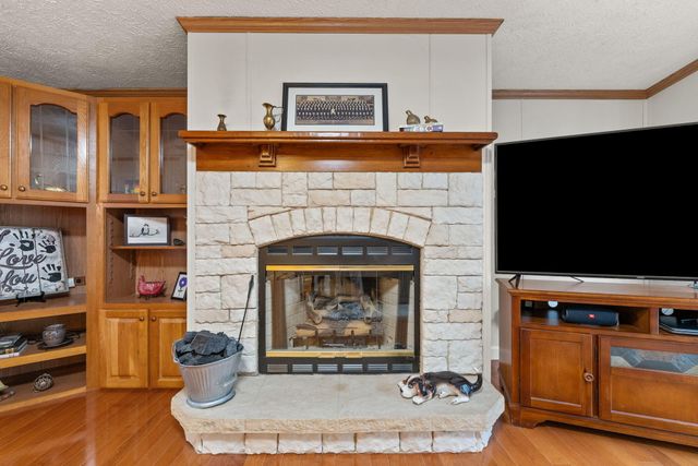 124 Victory-Greenmont Road, East Bernstadt, KY 40729