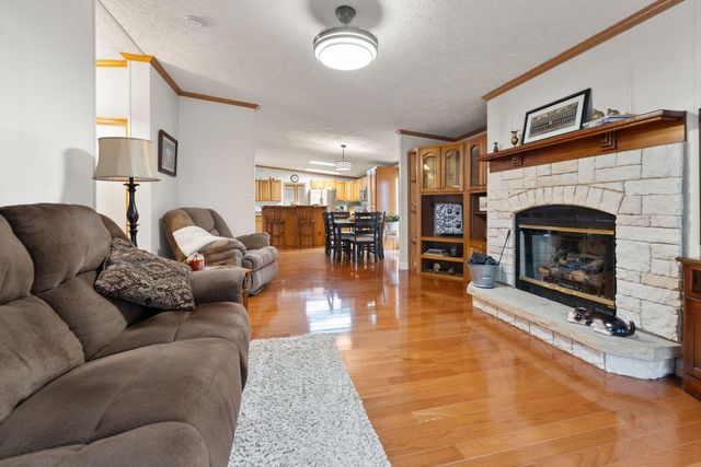 124 Victory-Greenmont Road, East Bernstadt, KY 40729