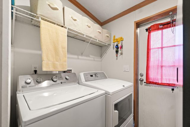 124 Victory-Greenmont Road, East Bernstadt, KY 40729