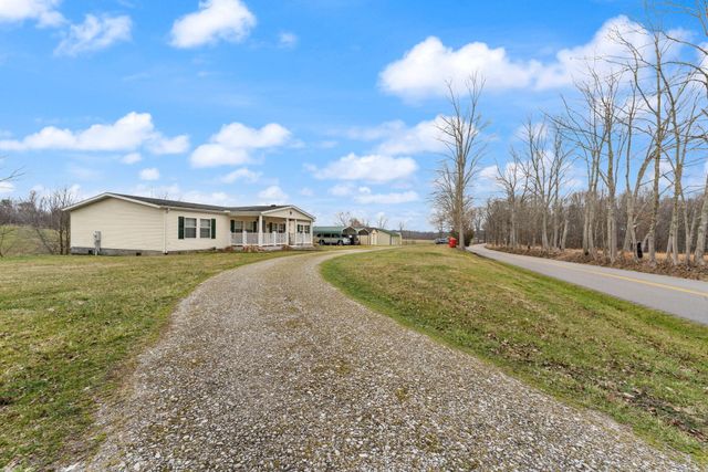 124 Victory-Greenmont Road, East Bernstadt, KY 40729